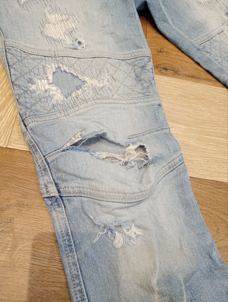 Vanquish VANQUISH JAPAN DISTRESSED BIKER JEANS - SIZE 30 Size US 30 / EU 46 - 4 Thumbnail