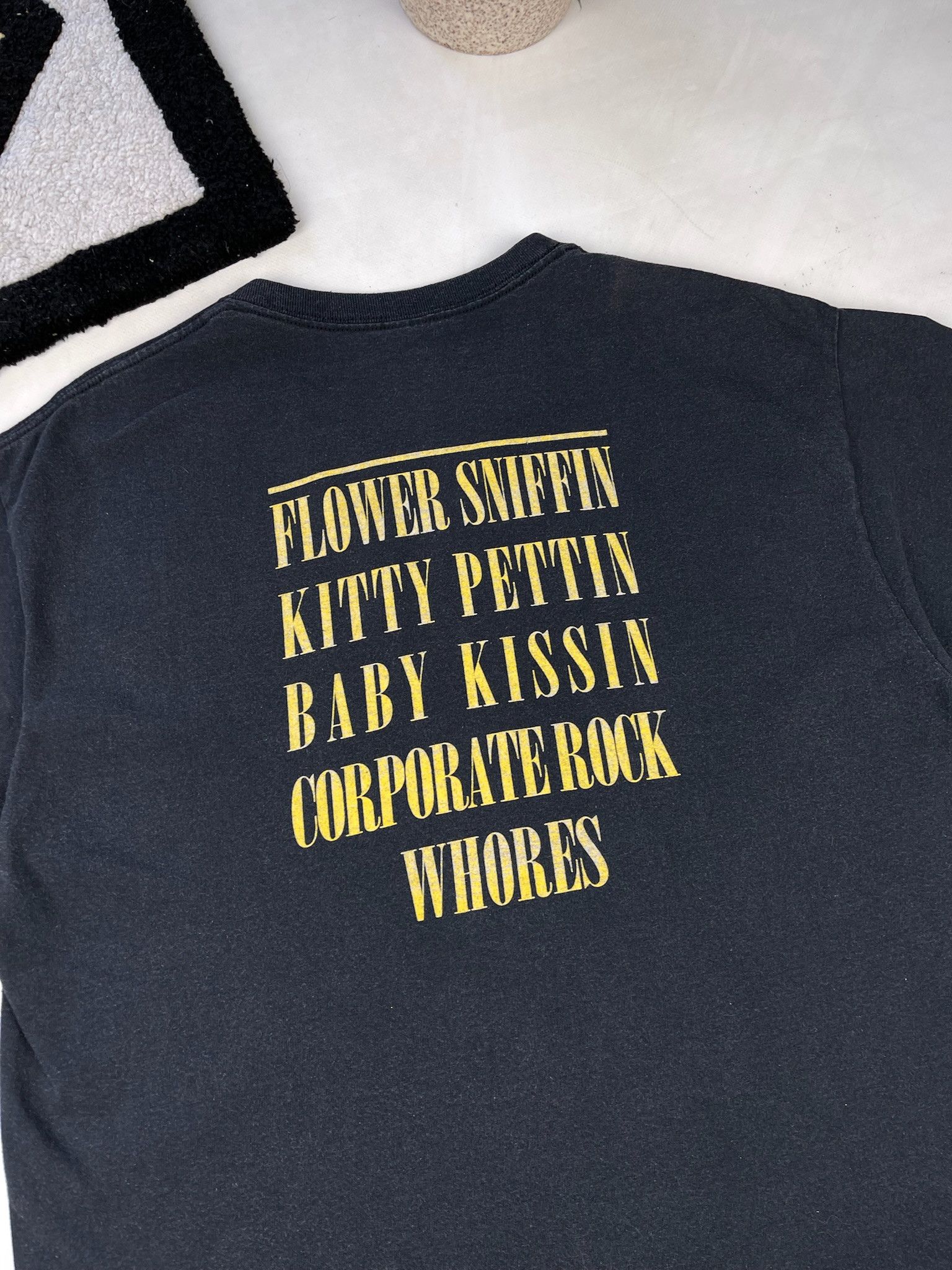 Band Tees Vintage Nirvana Smile Kurt Cobain Black Tee Size US L / EU 52-54 / 3 - 4 Thumbnail