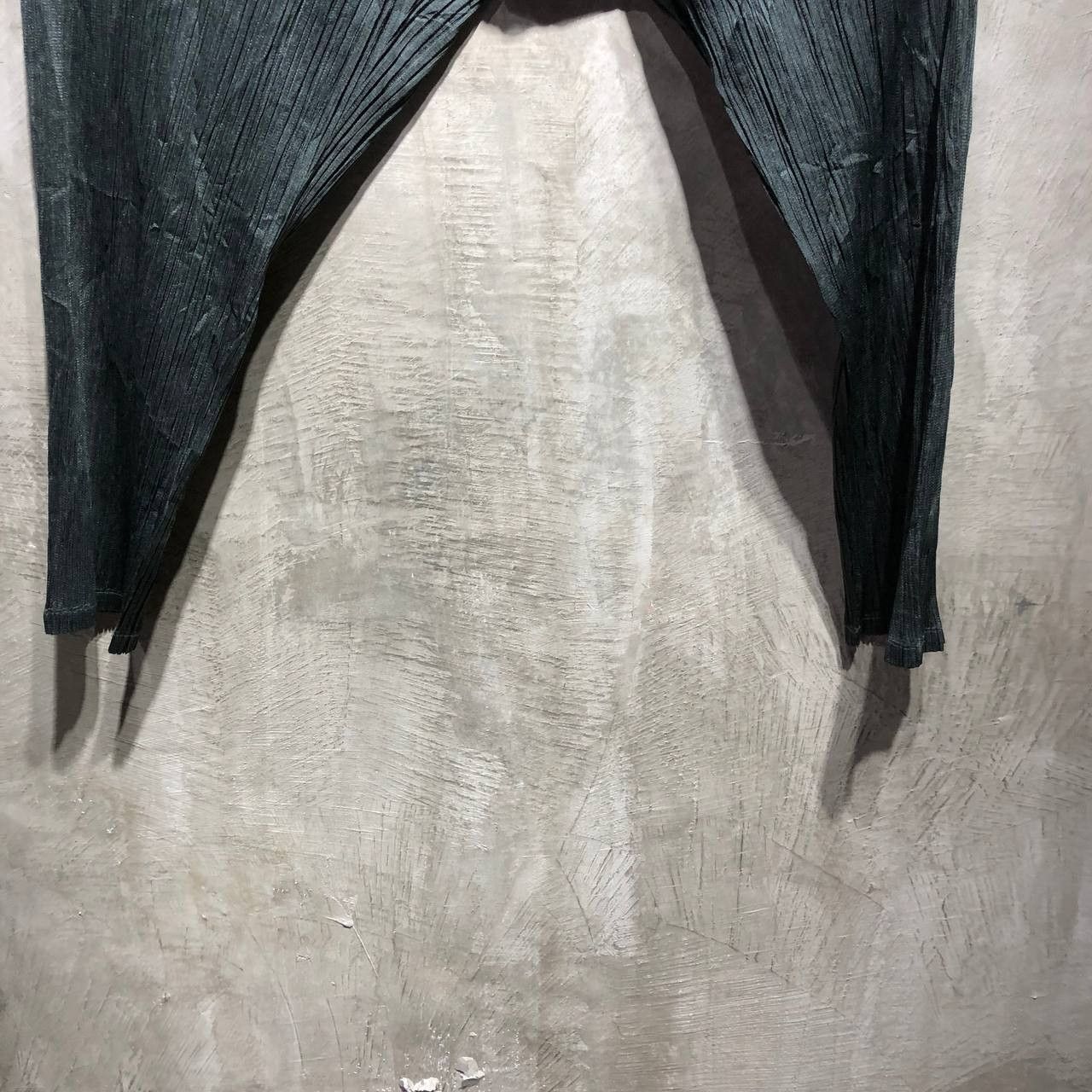 Pleats Please Issey Miyake Issey Miyake Pleats Please pleated pants Size US 30 / EU 46 - 5 Thumbnail