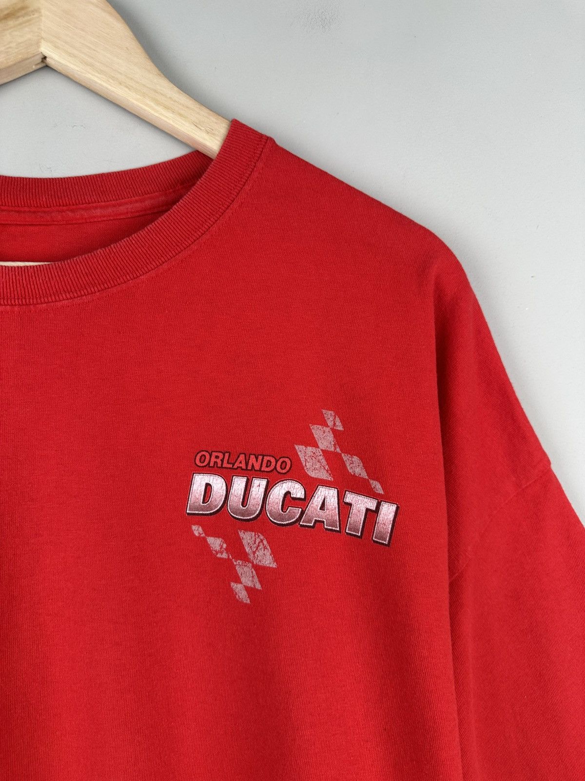Ducati 90s Vintage Ducati Box Logo Tee Size US XL / EU 56 / 4 - 4 Thumbnail