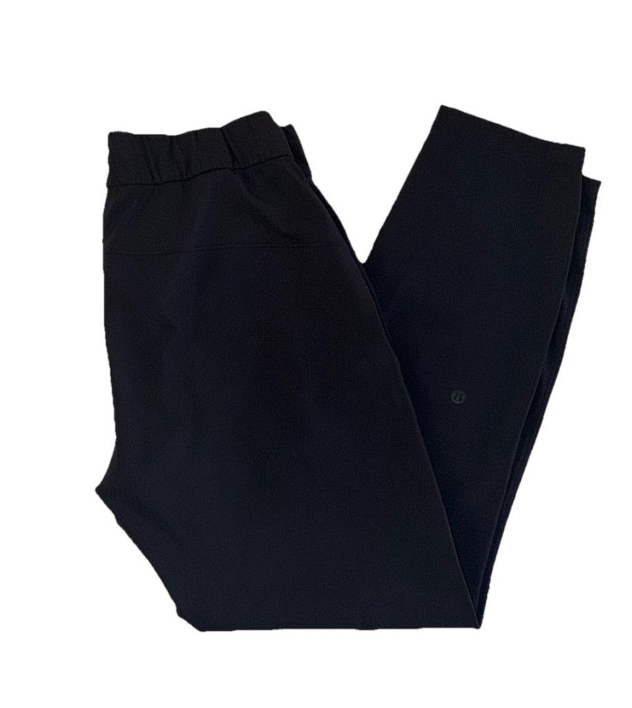 Lululemon LULULEMON ON THE FLY PANT 27”BLACK COLOR SIZE 6 WAIST 14” Size 28" / US 6 / IT 42 - 1 Thumbnail