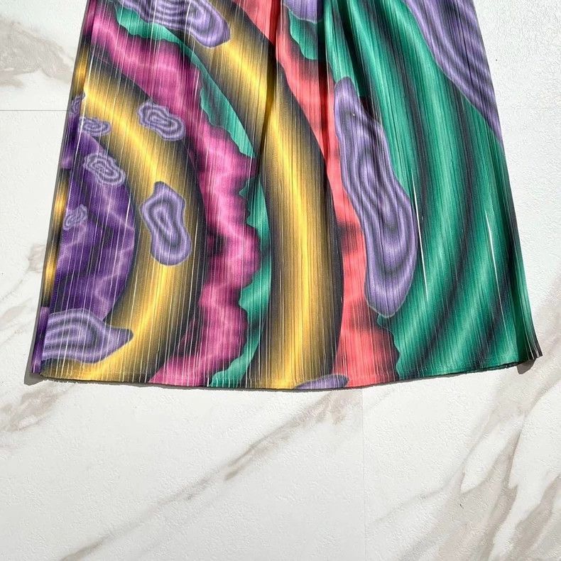 Issey Miyake Issey Miyake size:3 Colorful pleated skirt Size 31" - 5 Thumbnail