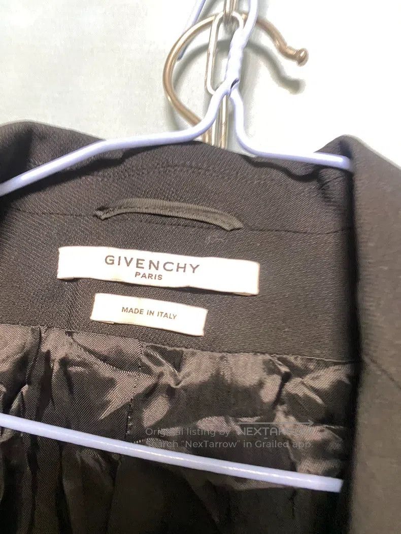 Givenchy Givenchy Vintage Belted Women's Popular Blazer Size XS / US 0-2 / IT 36-38 - 2 Thumbnail