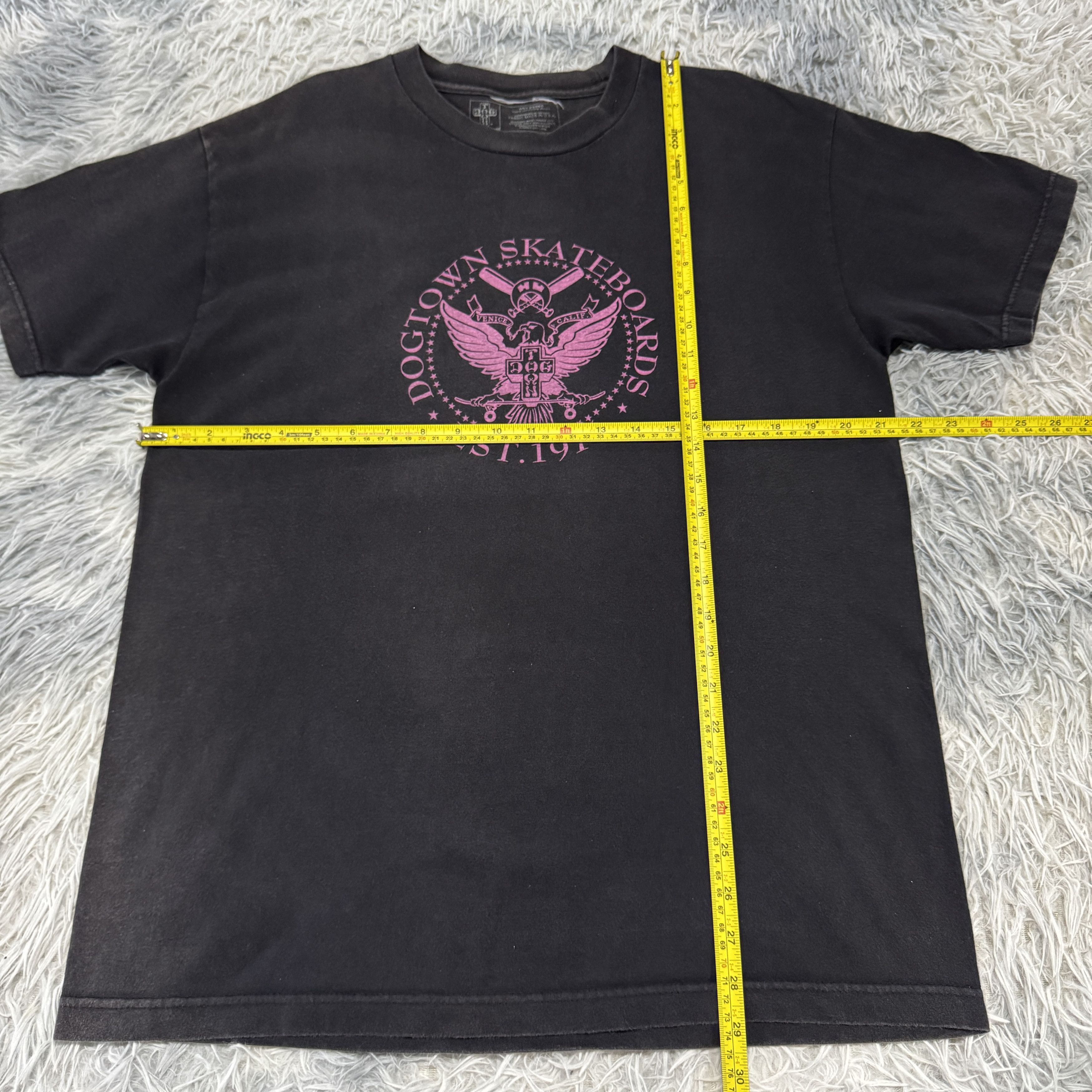 Vintage Rare Dogtown Skateboards 'Wings 70s' Tshirt Size US L / EU 52-54 / 3 - 10 Thumbnail