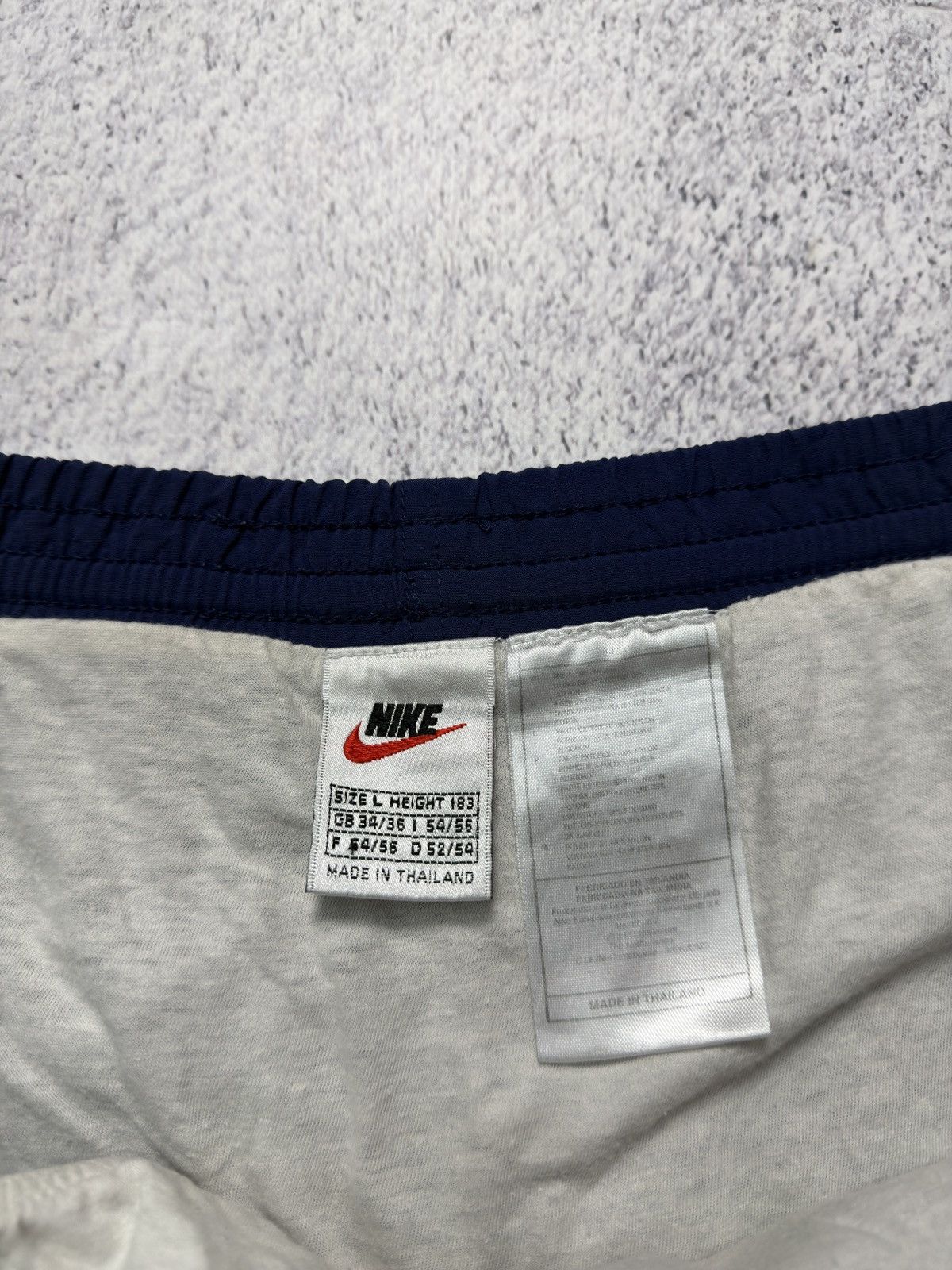 Nike Vintage Nike Shorts Mini Swoosh Logo Y2K Drill 90s Size L Size US 34 / EU 50 - 7 Thumbnail