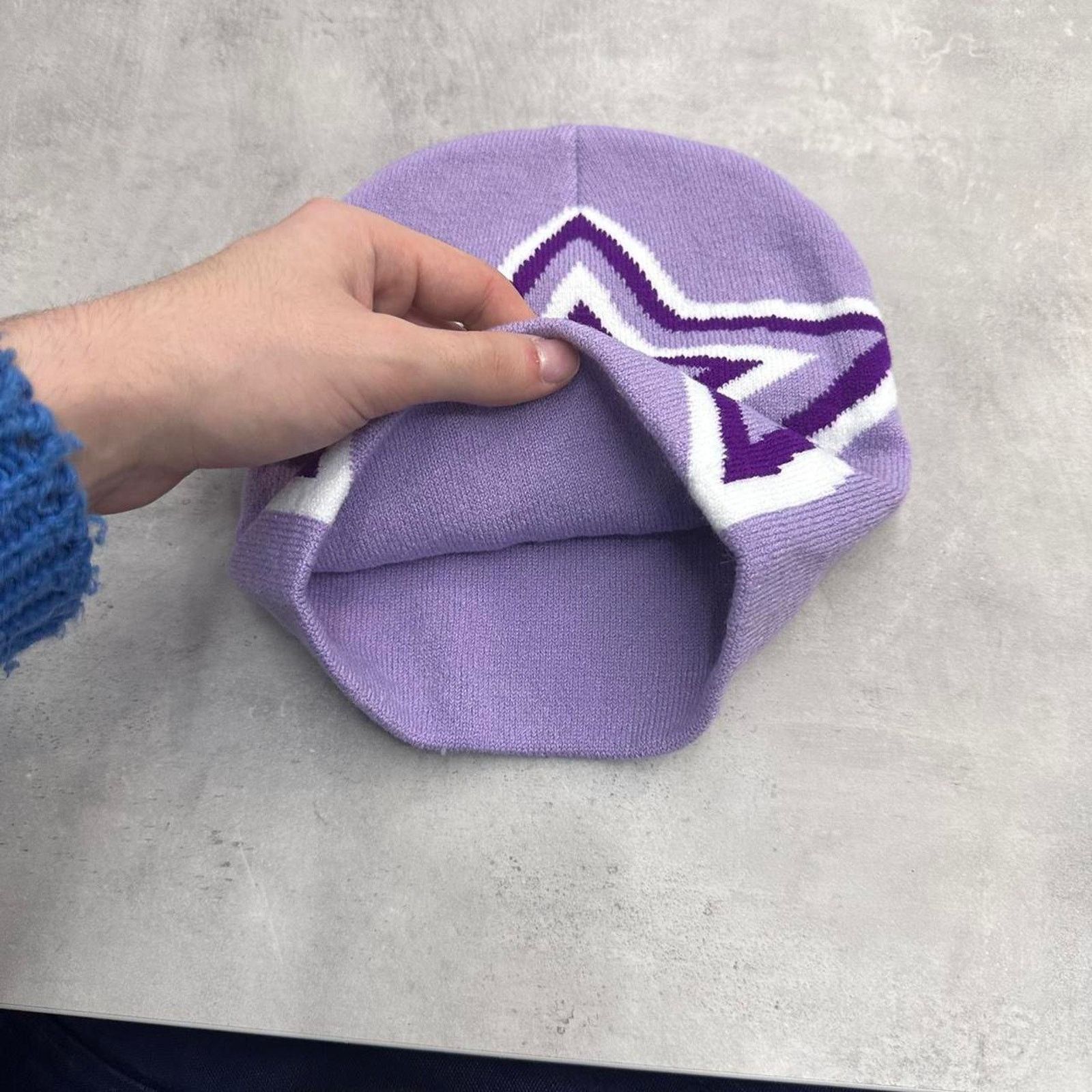 Vintage Purple and White Star Acrylic Graphic Beanie Hat Size ONE SIZE - 3 Thumbnail