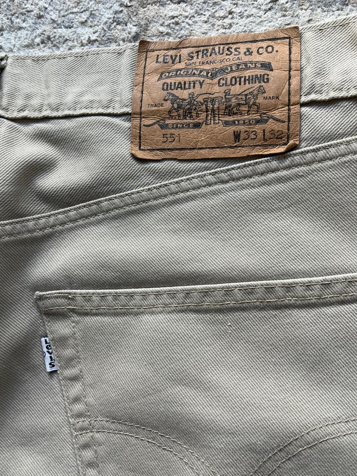 Levi's Levi’s 551 W 33 L 32 Size US 33 - 6 Thumbnail