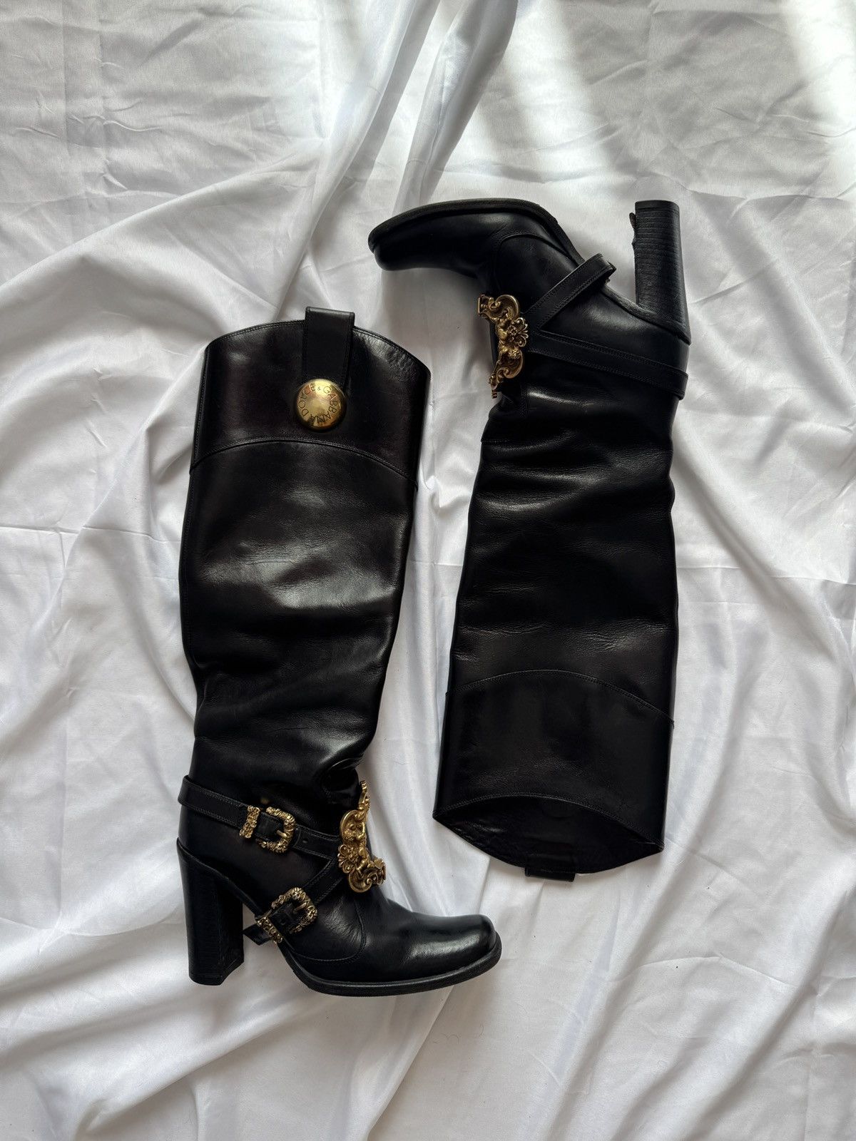 Dolce & Gabbana Dolce & Gabbana Black Leather Flower Embellished Knee Boots Size US 6 / IT 36 - 3 Thumbnail