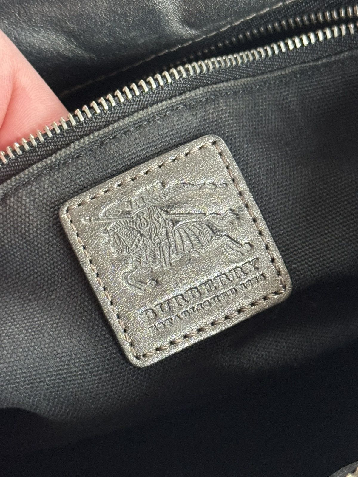 Burberry Burberry Estabished nova check shoulder crossbody bag 💼 Size ONE SIZE - 17 Thumbnail