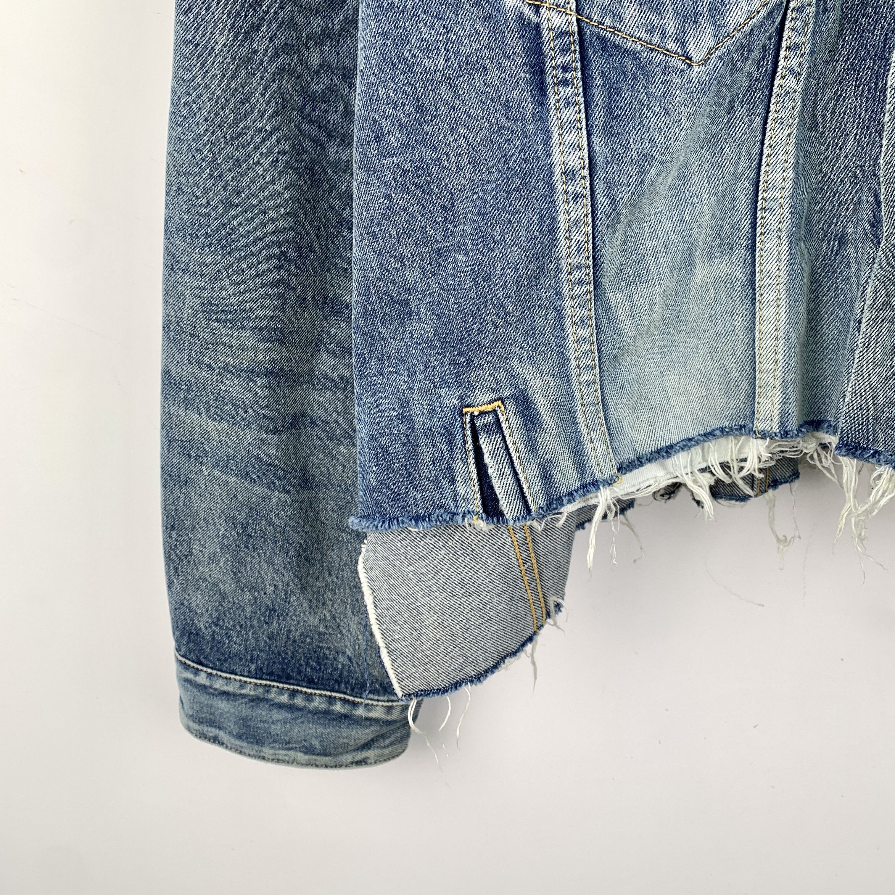 Balenciaga Balenciaga Blue Washed Denim Jacket (3) Size US L / EU 52-54 / 3 - 5 Thumbnail