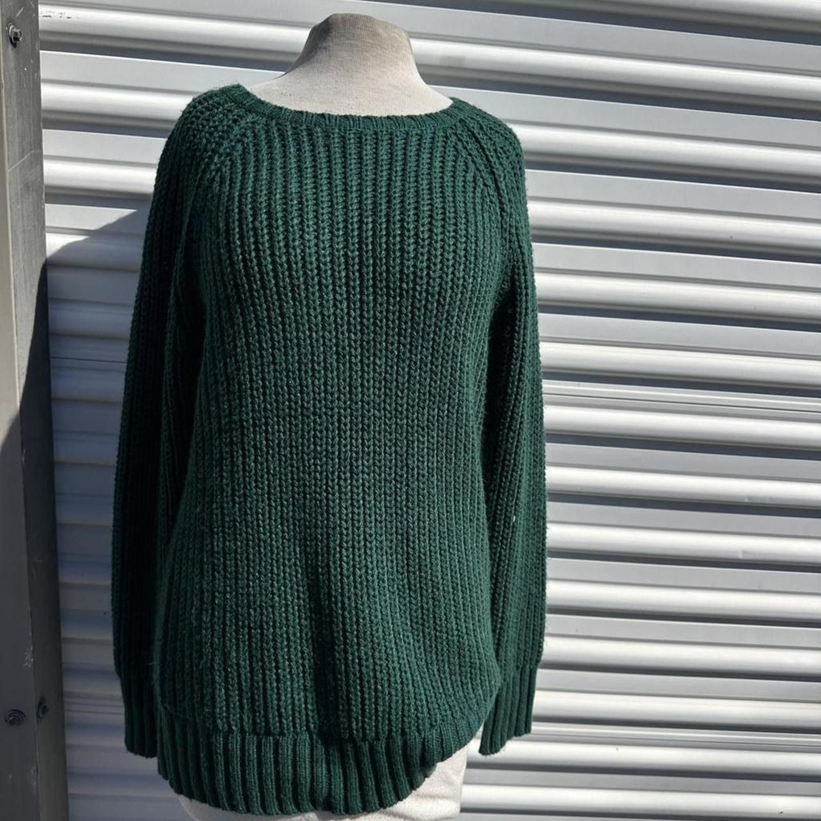American Eagle Outfitters Green American Eagle Outfitters sweater #winterknits Size M / US 6-8 / IT 42-44 - 1 Thumbnail