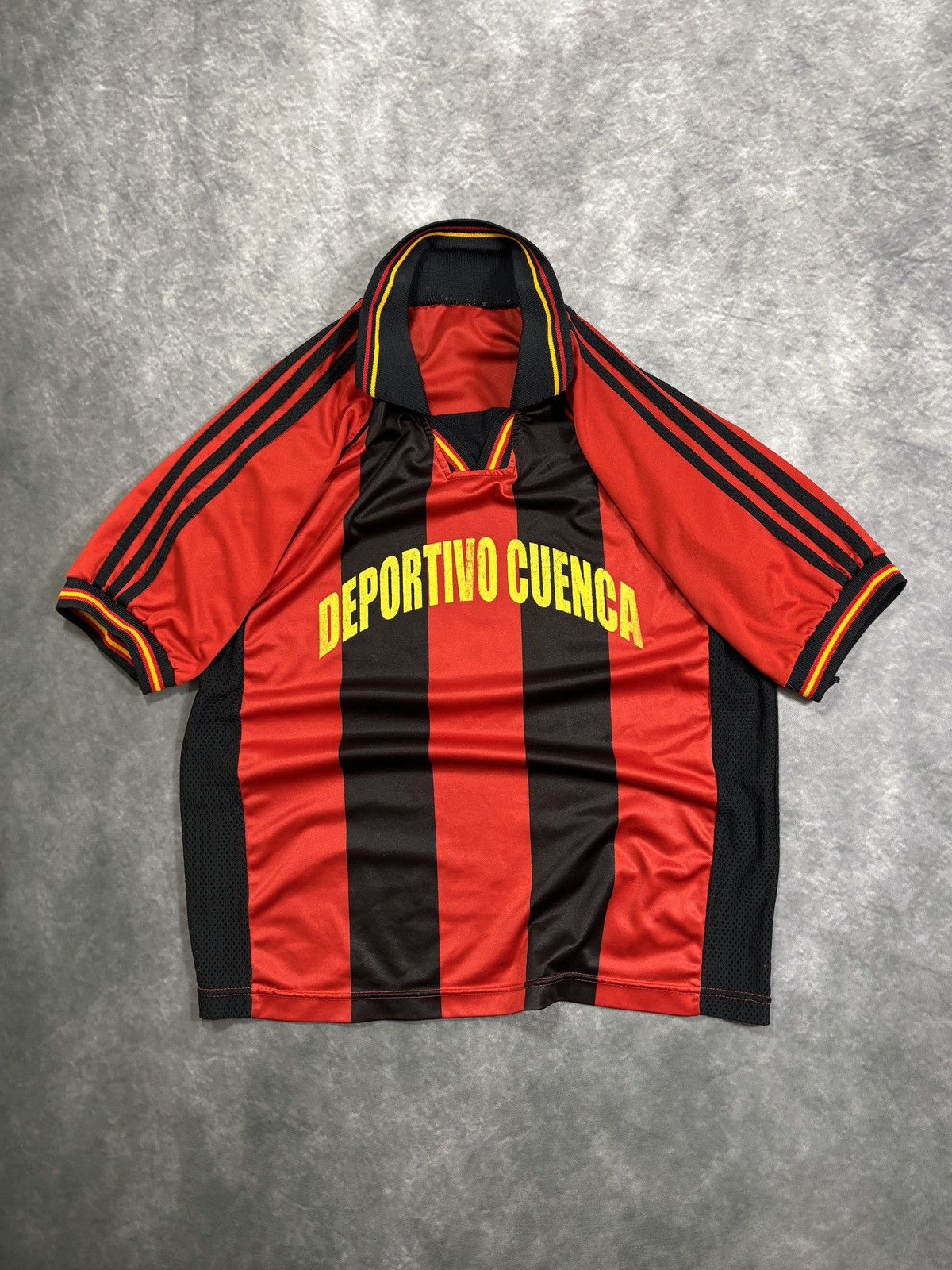 Vintage 1990s Vintage Deportivo Cuenca Jersey Soccer Collar Ecuador Size US S / EU 44-46 / 1 - 12 Thumbnail