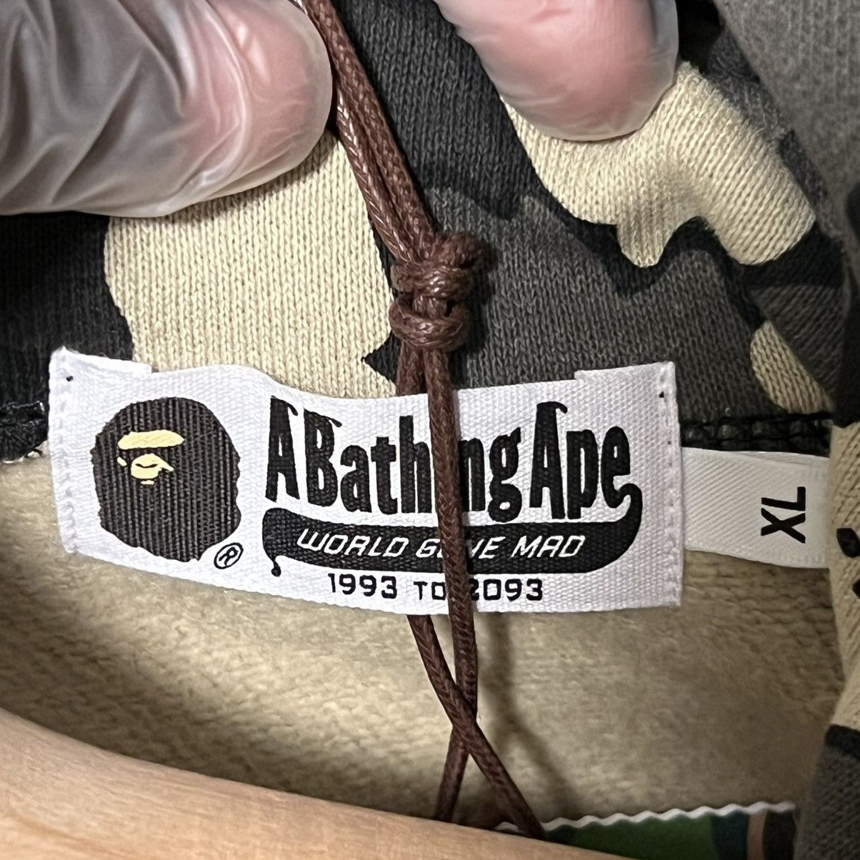 Bape BAPE Separate Shark Full Zip Beige Size US XL / EU 56 / 4 - 9 Thumbnail