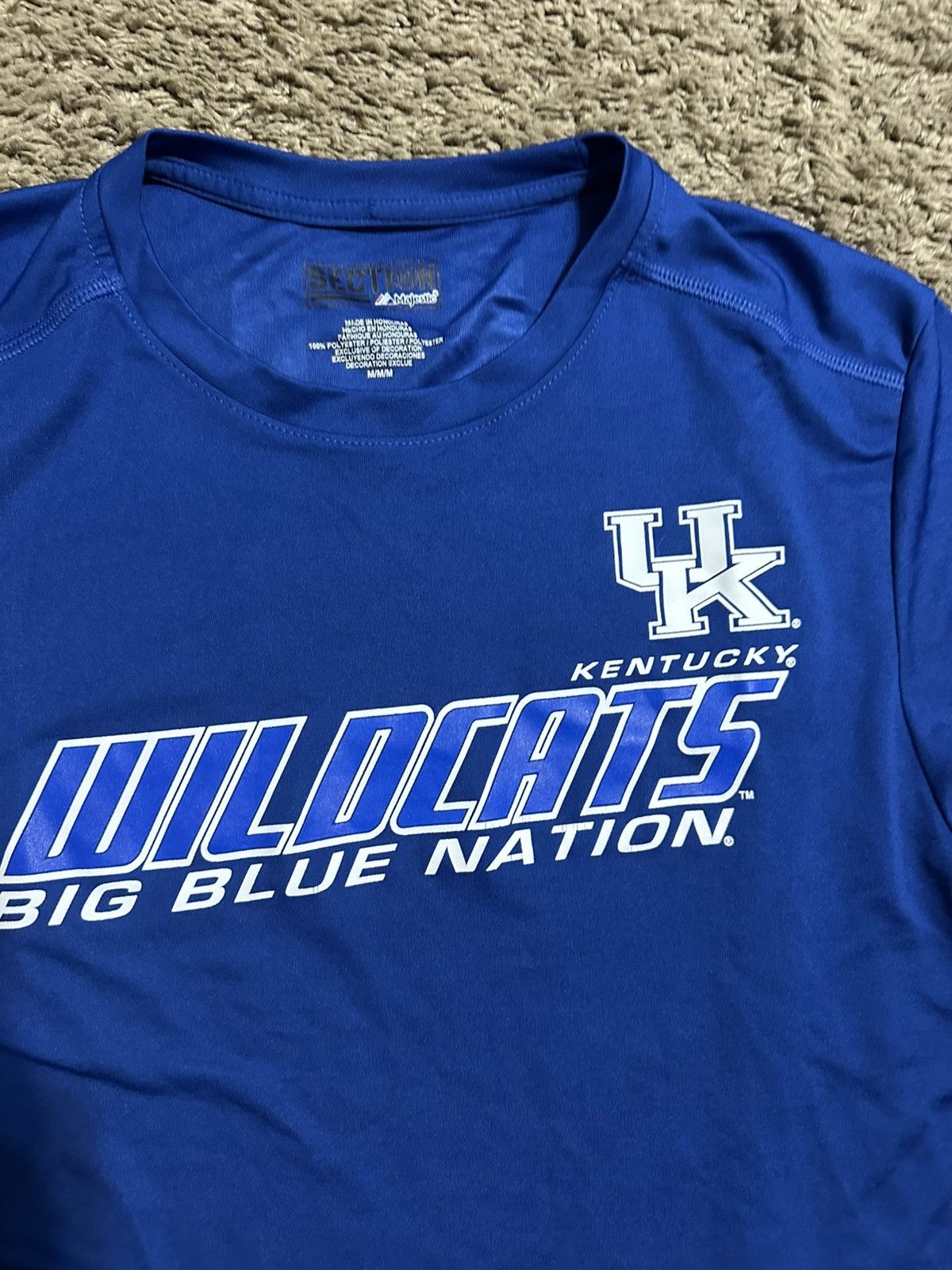 NCAA Vintage NCAA Kentucky Wildcats shirt 00s size medium Size US M / EU 48-50 / 2 - 2 Thumbnail
