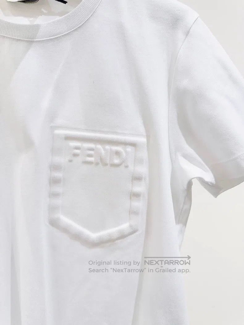 Fendi Fendi Embossed Logo Short Sleeve Size S / US 4 / IT 40 - 2 Thumbnail