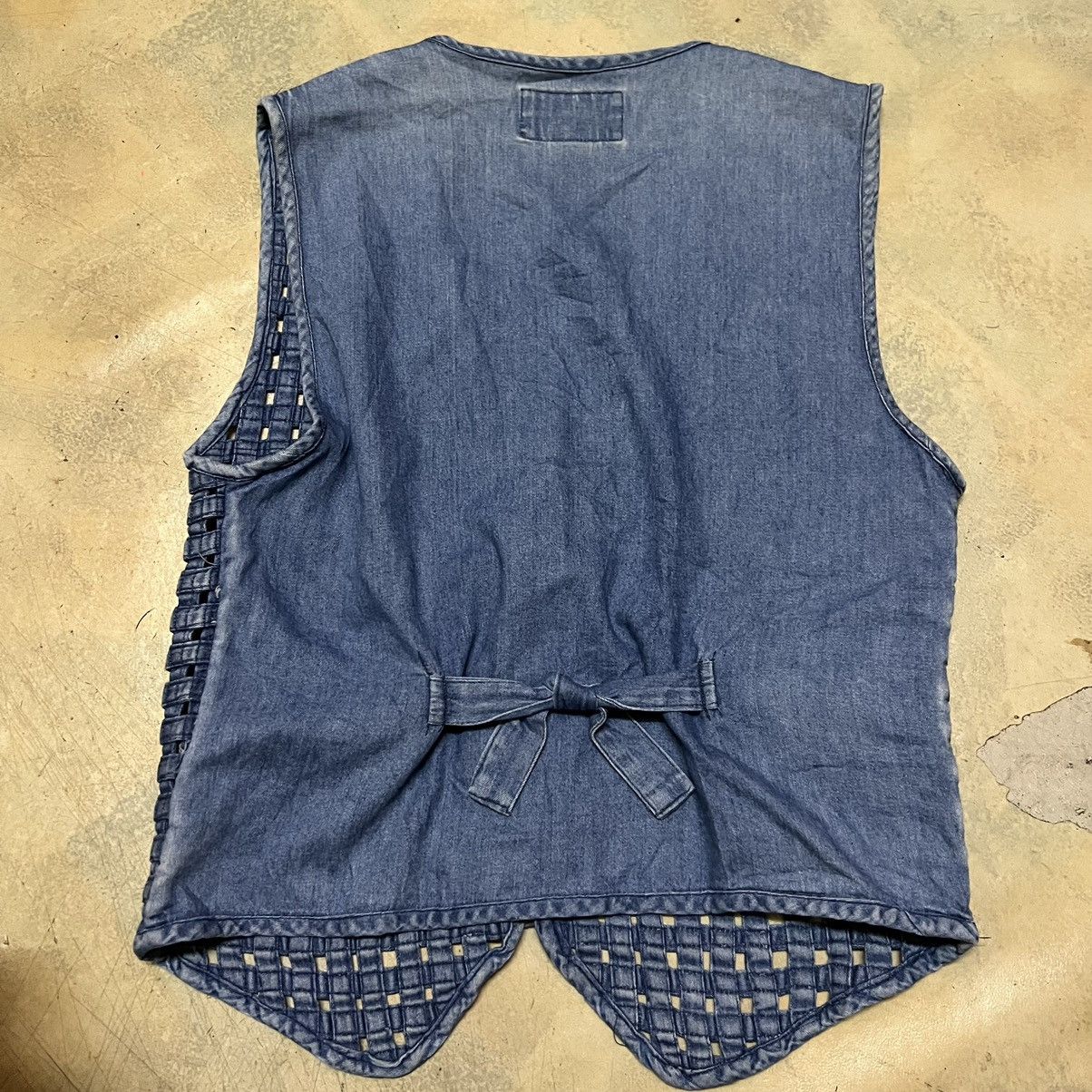 Japanese Brand Japanese Brand Rare design Vest Size US S / EU 44-46 / 1 - 7 Thumbnail