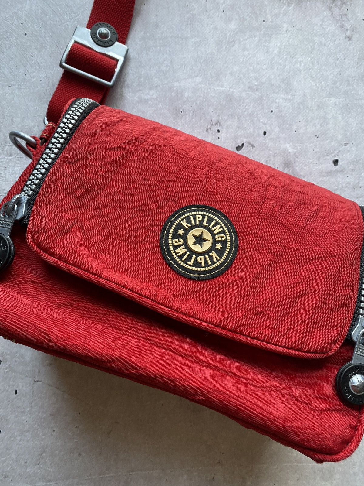Japanese Brand × Vintage Vintage Y2K Rare Kipling Shoulder Bag Charm Bags Red Size ONE SIZE - 2 Thumbnail