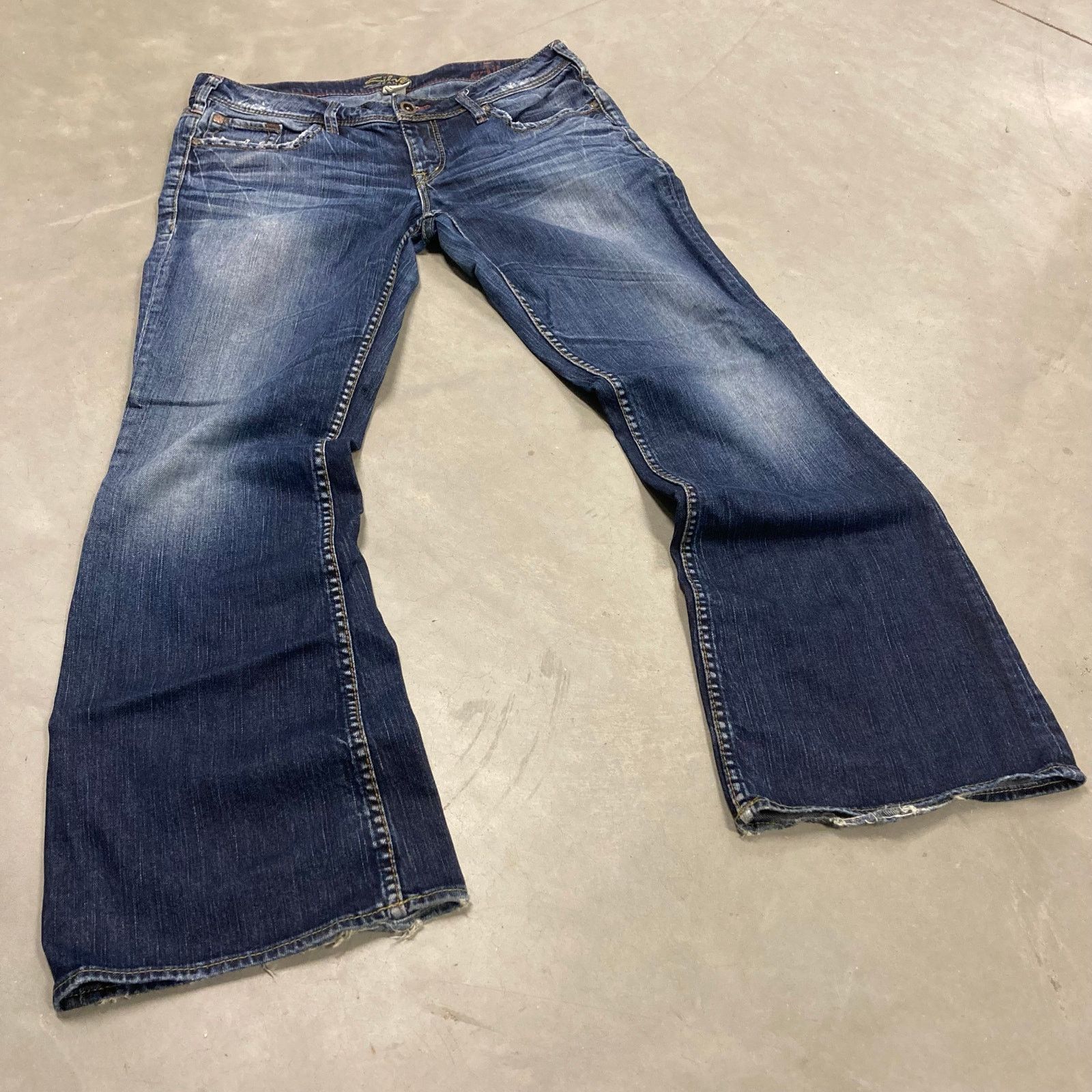 Silver Jeans Co. × Vintage y2k low rise silver bootcut Jeans 32x31 ...