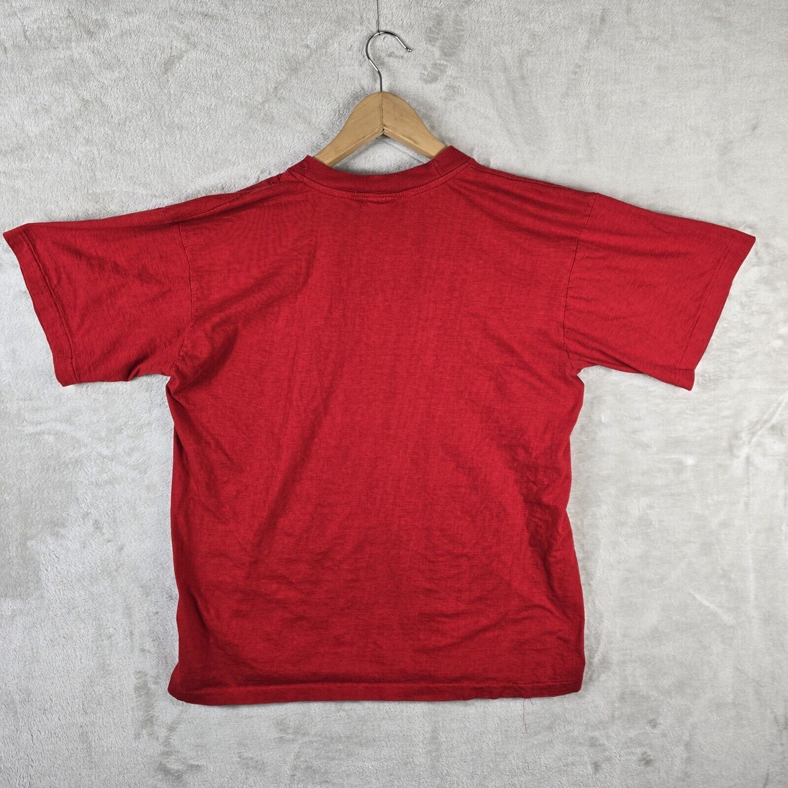 Vintage Vintage Guinness Dublin Embroidered Red Shirt Size XL Size US L / EU 52-54 / 3 - 8 Thumbnail
