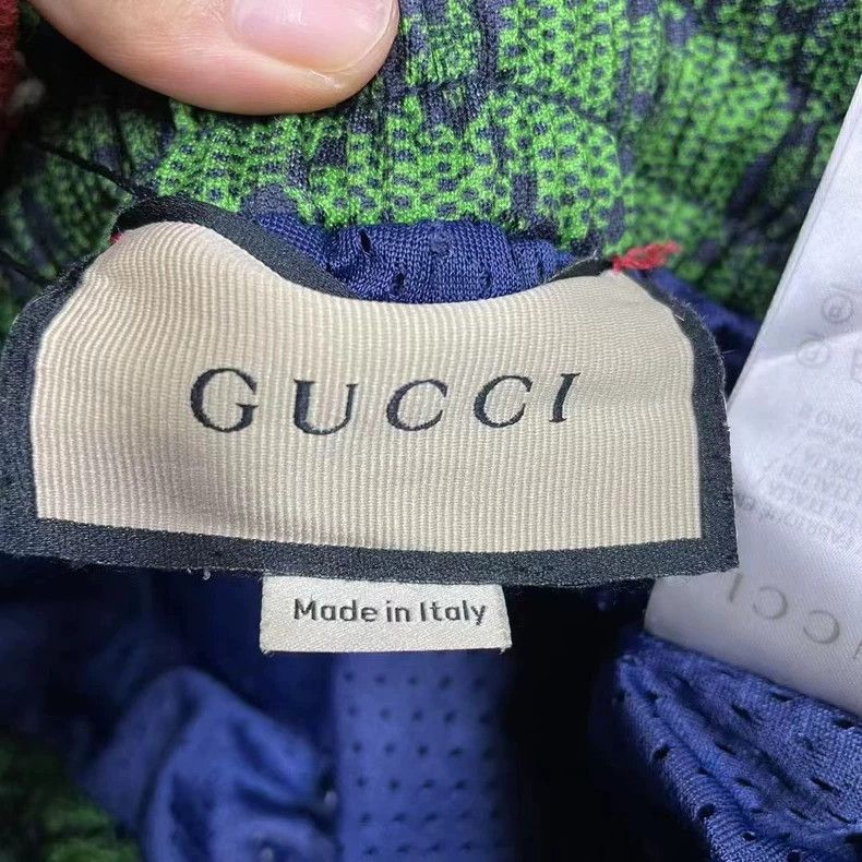 Gucci Gucci Size S Green decorative webbing logo full print plain Size US 30 / EU 46 - 2 Thumbnail