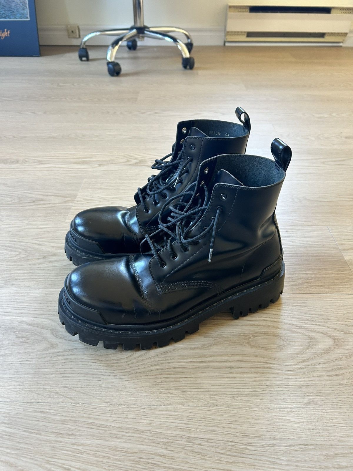 Balenciaga Balenciaga Strike Boots Size US 11 / EU 44 - 2 Thumbnail
