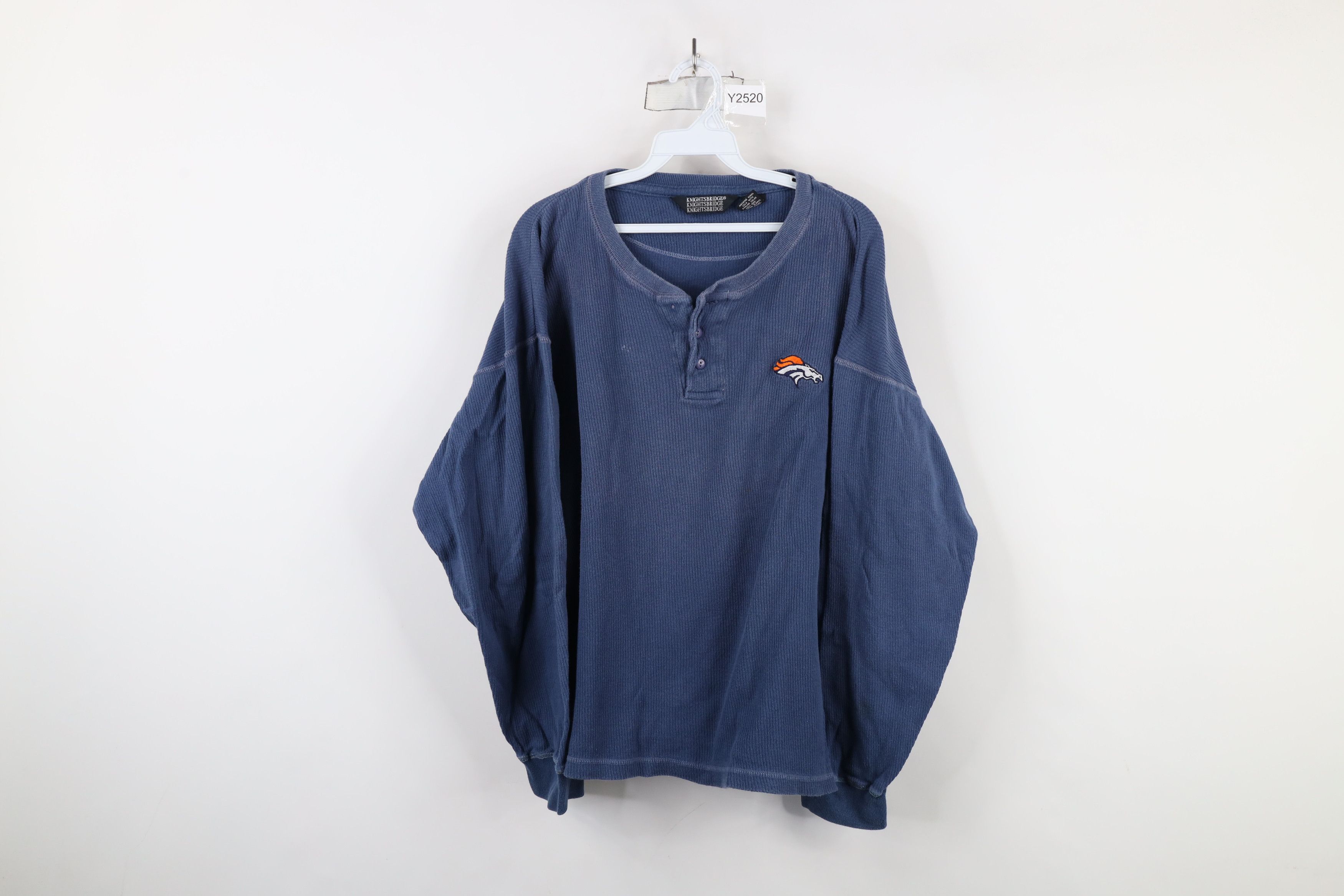 Vintage Vintage 90s Broncos Football Ribbed Knit Henley T-Shirt Size US L / EU 52-54 / 3 - 1 Thumbnail