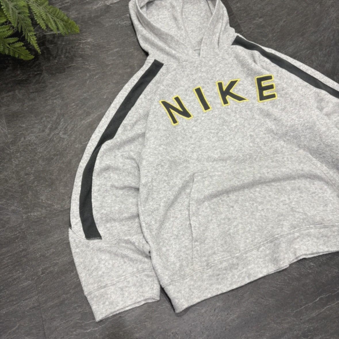 Nike 90s Nike Vintage Big Spellout Logo Retro Fleece Hoodie Rare Size US S / EU 44-46 / 1 - 2 Thumbnail