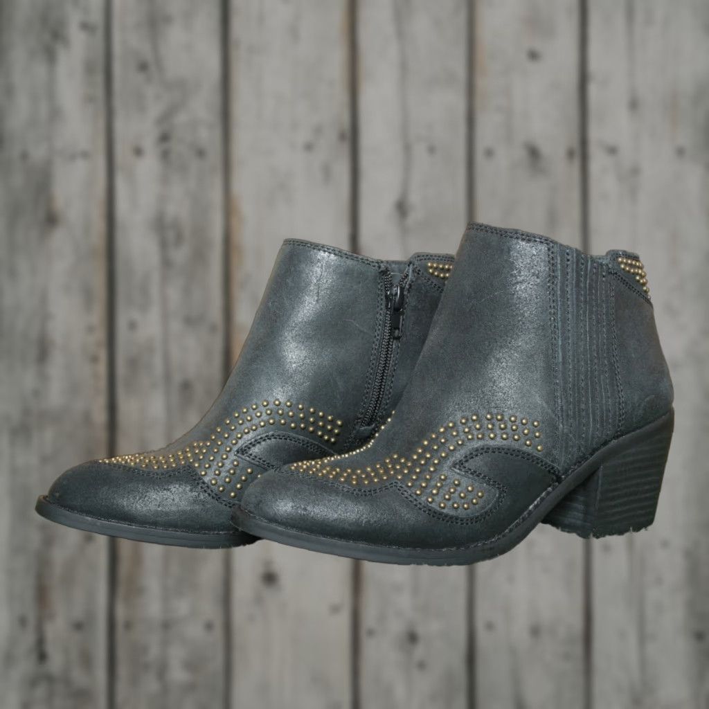 Lucky Brand Lucky Brand Maiaa Studded Black Leather Ankle Boots Women's 6.5 M w/2.5" Heels Boot Size US 7 / IT 37 - 1 Thumbnail
