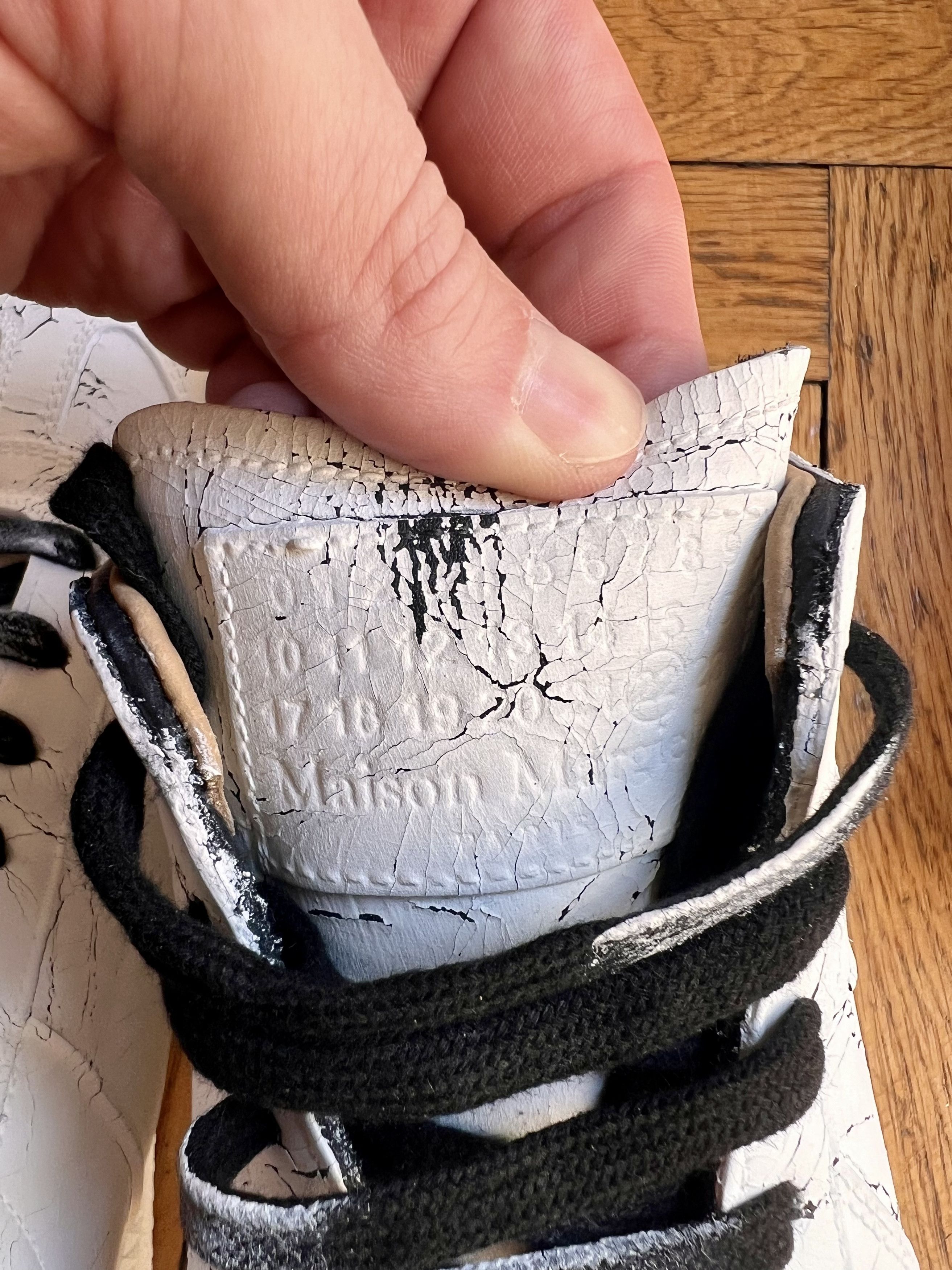 Maison Margiela Margiela Replica chipping white paint on black Size US 8 / EU 41 - 11 Thumbnail