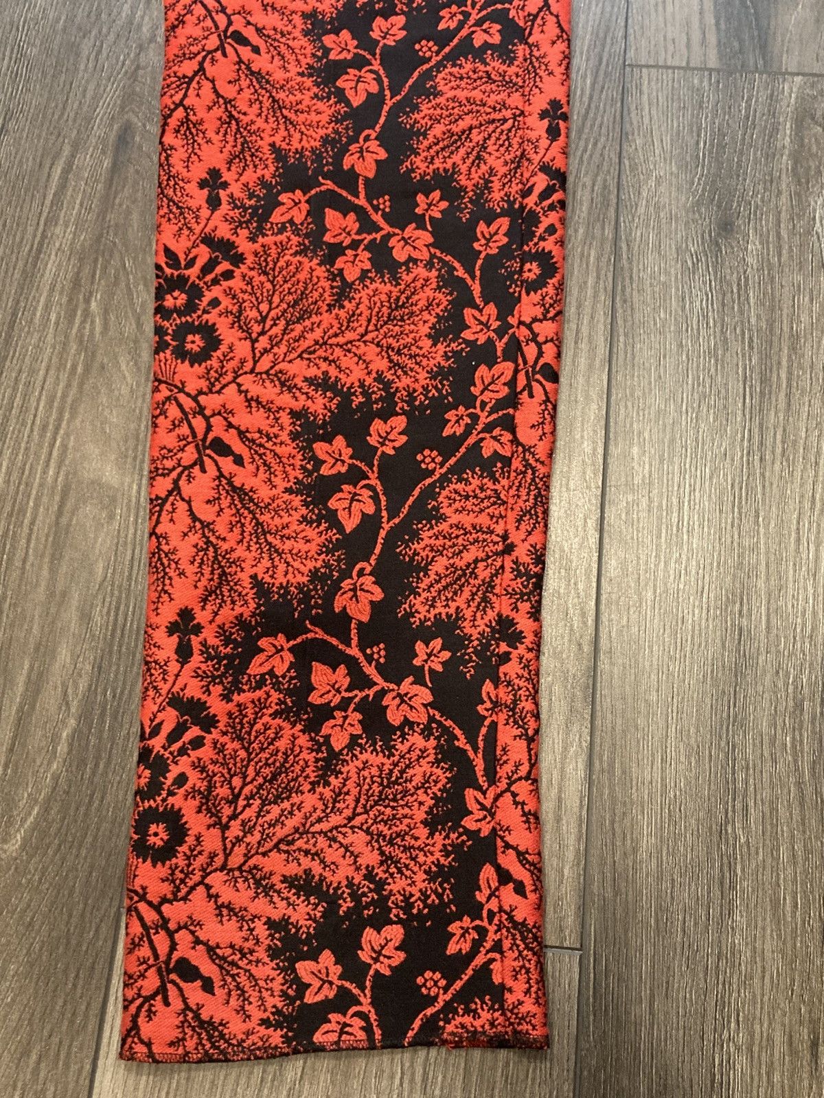 Alexander McQueen Mcqueen Red Ivy Creeper Trousers Size US 30 / EU 46 - 6 Thumbnail