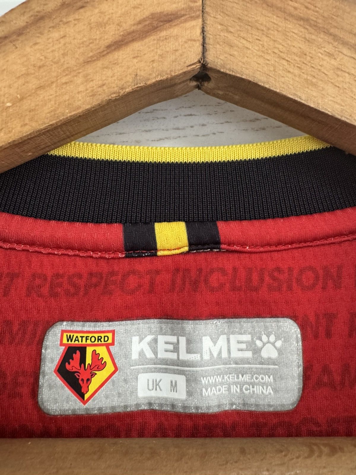 Vintage Watford 2021-2022 Away Soccer Jersey Football Shirt Kit Size US M / EU 48-50 / 2 - 16 Thumbnail