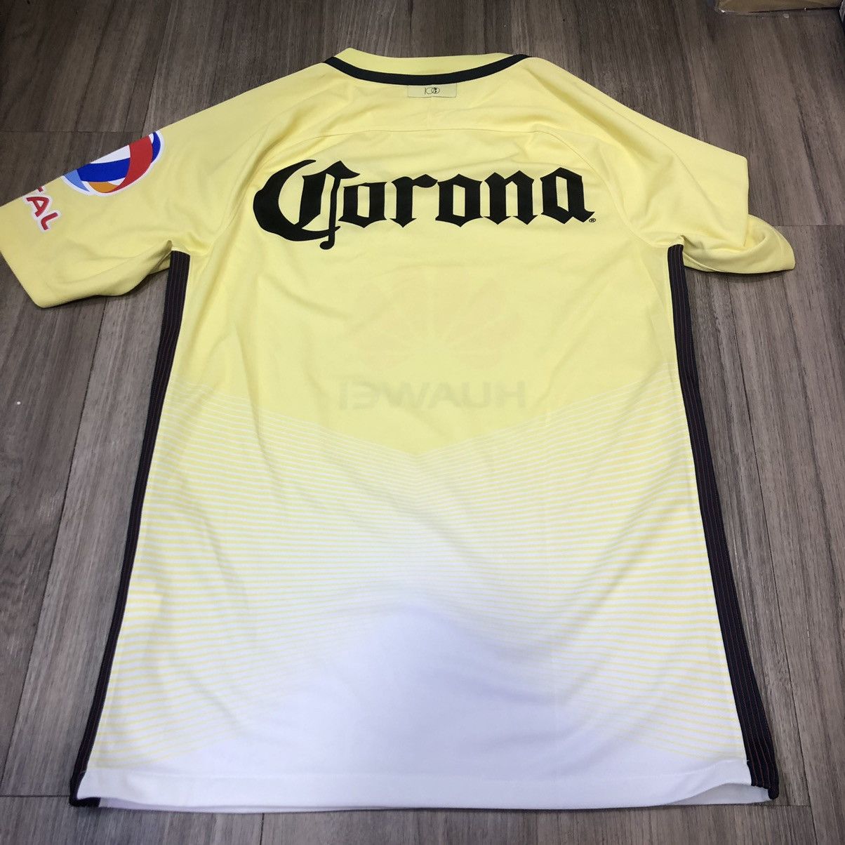 Nike Club America 16/17 home shirt Size US S / EU 44-46 / 1 - 2 Thumbnail