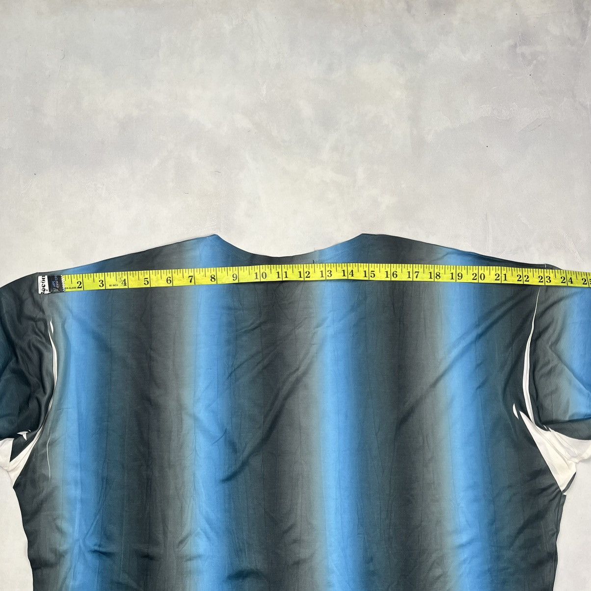 Issey Miyake Issey Miyake Men Galaxy T-Shirt Size US XL / EU 56 / 4 - 8 Thumbnail