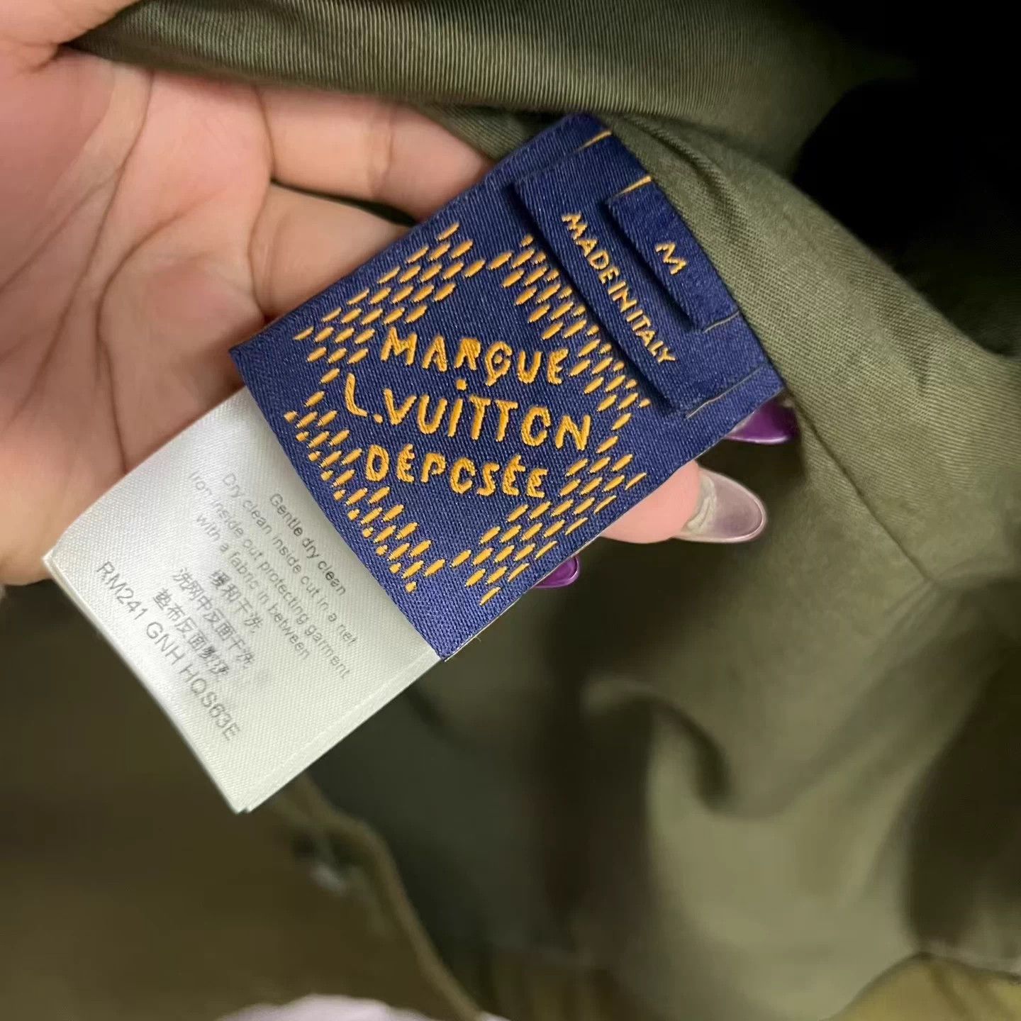 Louis Vuitton Louis Vuitton brown single-breasted with letter studs Size US M / EU 48-50 / 2 - 3 Thumbnail