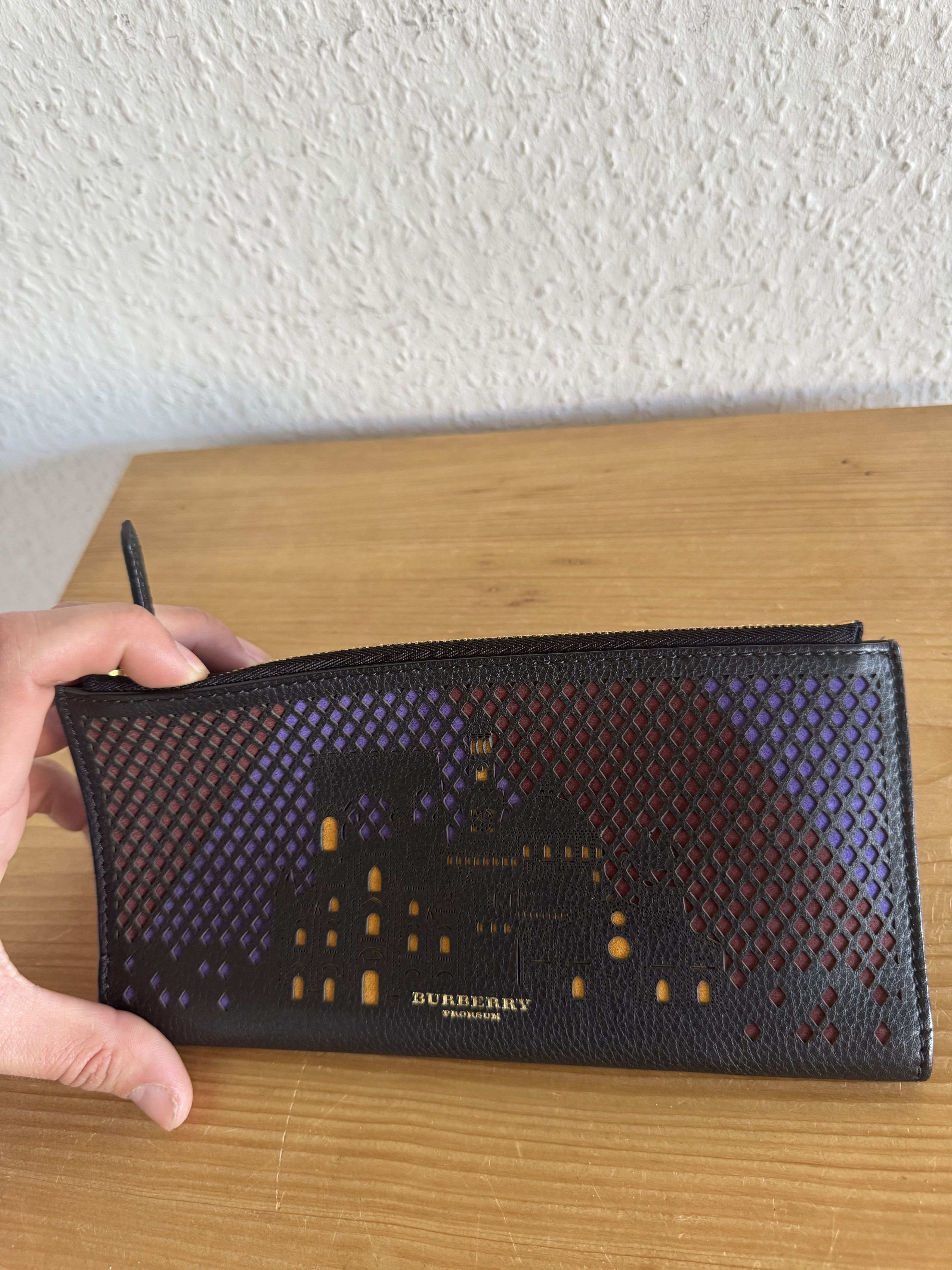 Burberry Prorsum Perforated Graphic Leather Wallet Size ONE SIZE - 2 Thumbnail