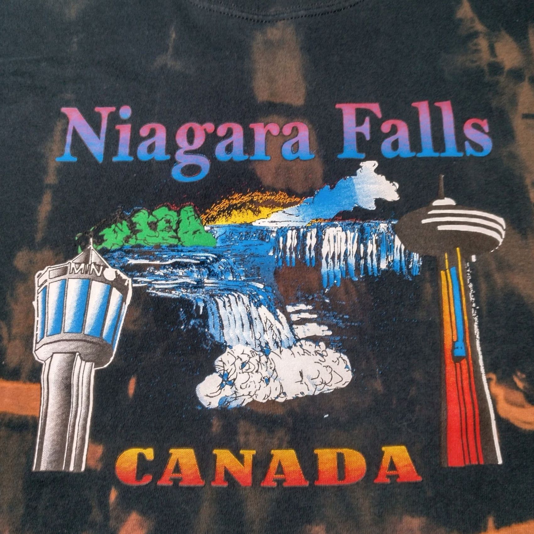 Gildan VINTAGE Gildan Rainbow Bleach Dye Niagara Falls Canada Crop Top Shirt L Black Unisex Adults Crew Neck Short Sleeve Graphic Waterfall - Size US L / EU 52-54 / 3 - 3 Thumbnail