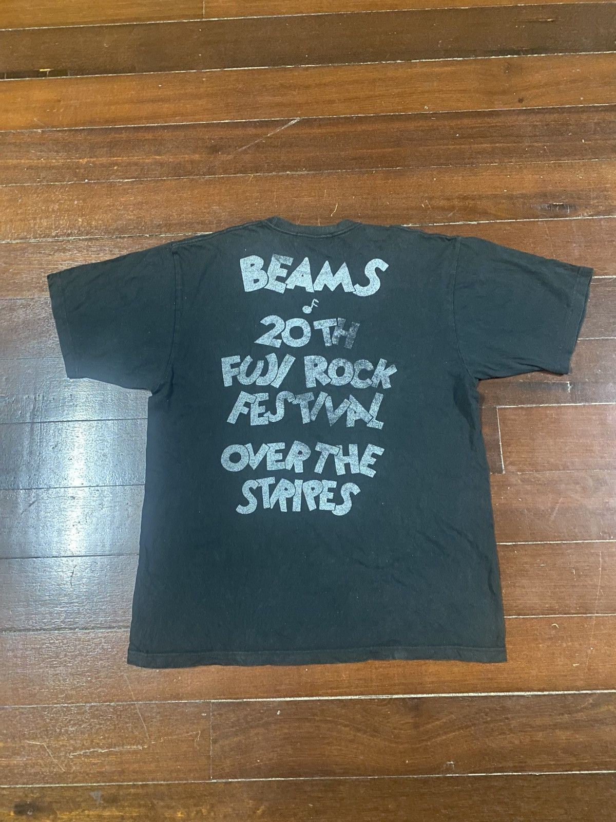 Beams Plus BEAMS DISNEY Mickey Mouse Fuji Rock Festival curt corbain Size US XL / EU 56 / 4 - 6 Thumbnail