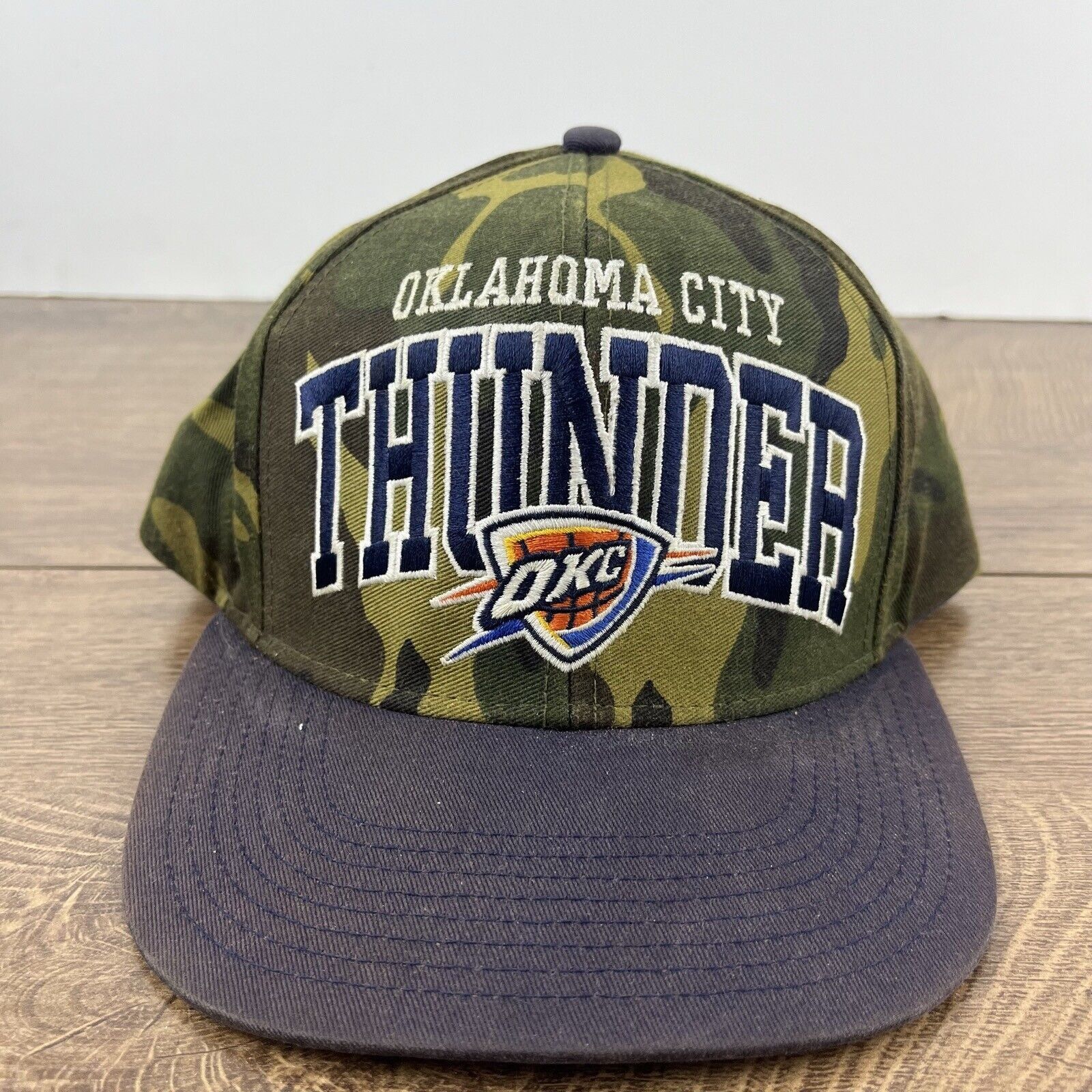 Adidas Oklahoma City Thunder Snapback Hat Camo Green Hat Adjustable Size ONE SIZE - 5 Thumbnail