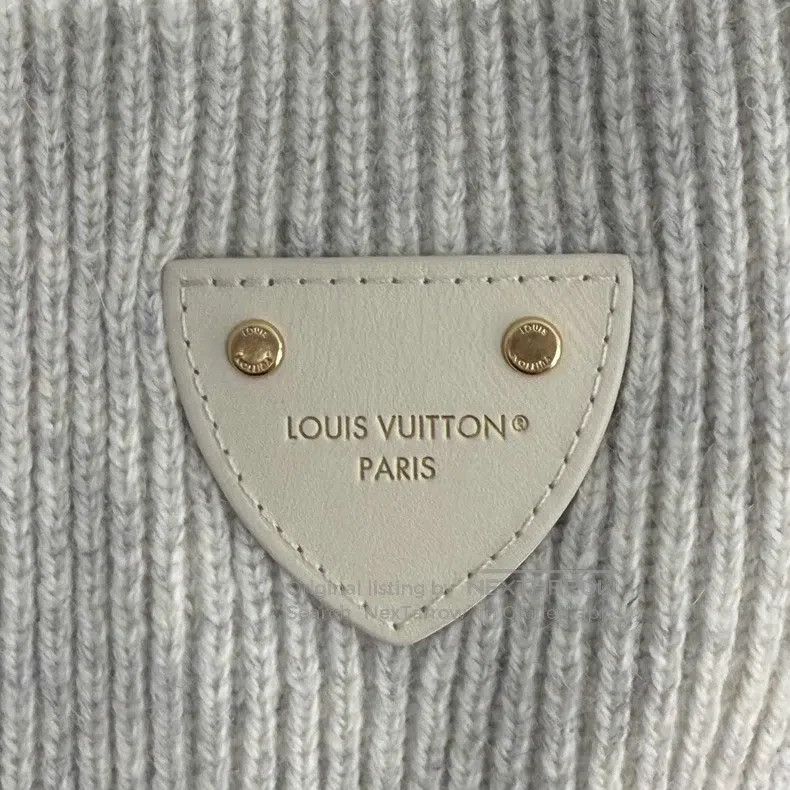 Louis Vuitton Louis Vuitton Grey and white wide striped leather label sw Size US S / EU 44-46 / 1 - 7 Thumbnail