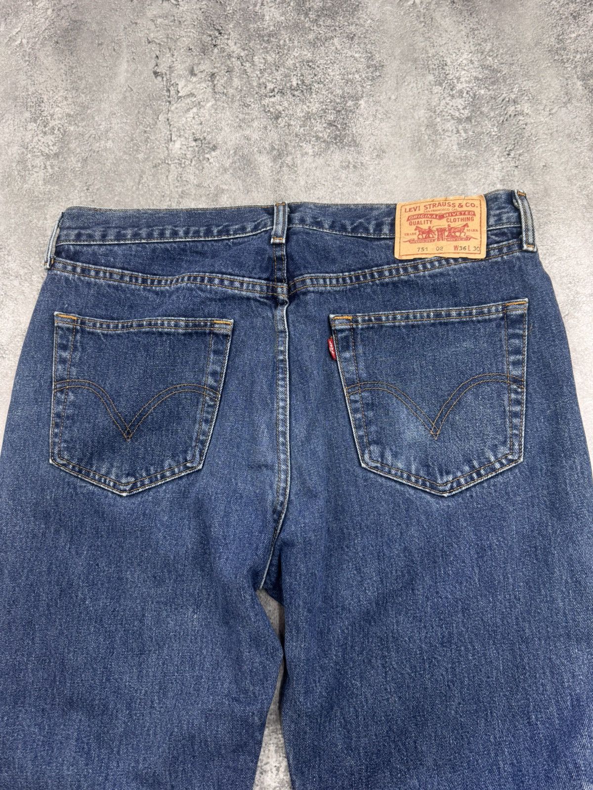 Levi's Levi’s Men Vintage Cotton Denim 751 Standard Fit Size US 36 / EU 52 - 10 Thumbnail