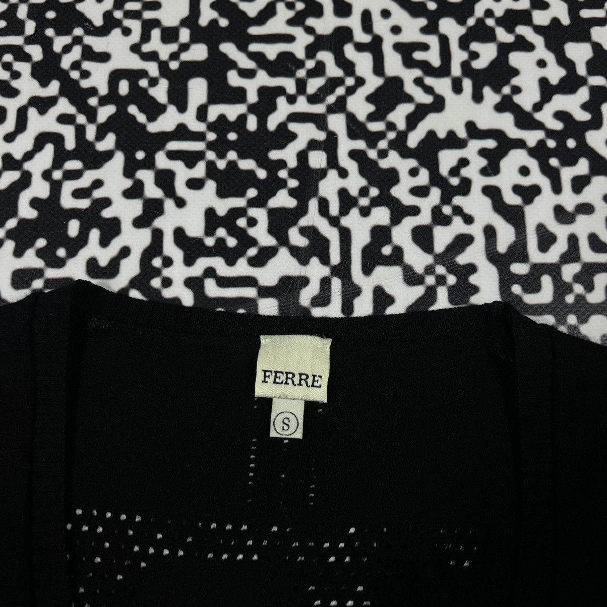 Ferre Vintage Y2K Ferre Gianfranco Luxury Big Logo Mesh Sweater Size S / US 4 / IT 40 - 10 Thumbnail