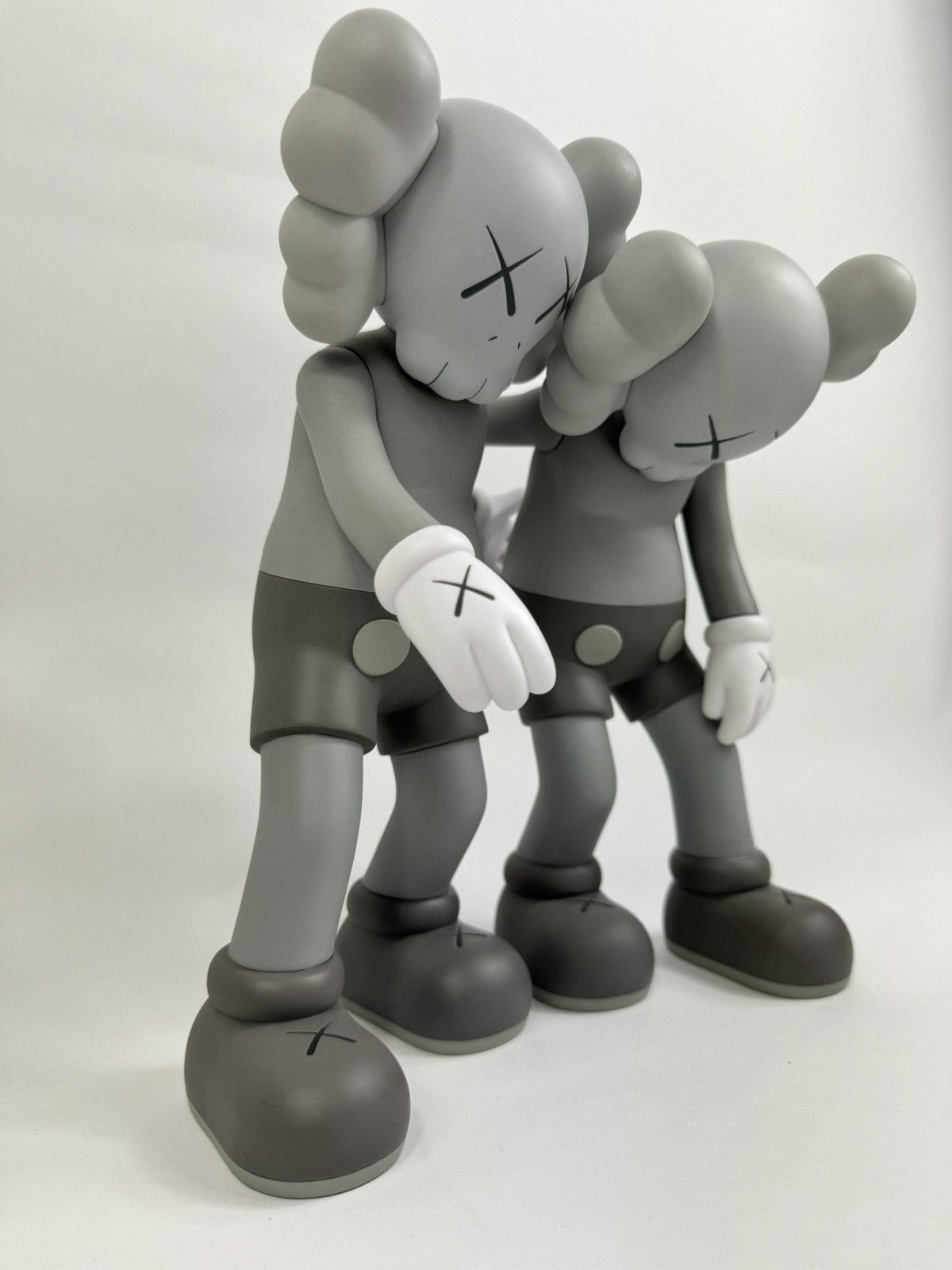 Kaws KAWS A LONG THE WAY VINYL FIGURE Size ONE SIZE - 3 Thumbnail