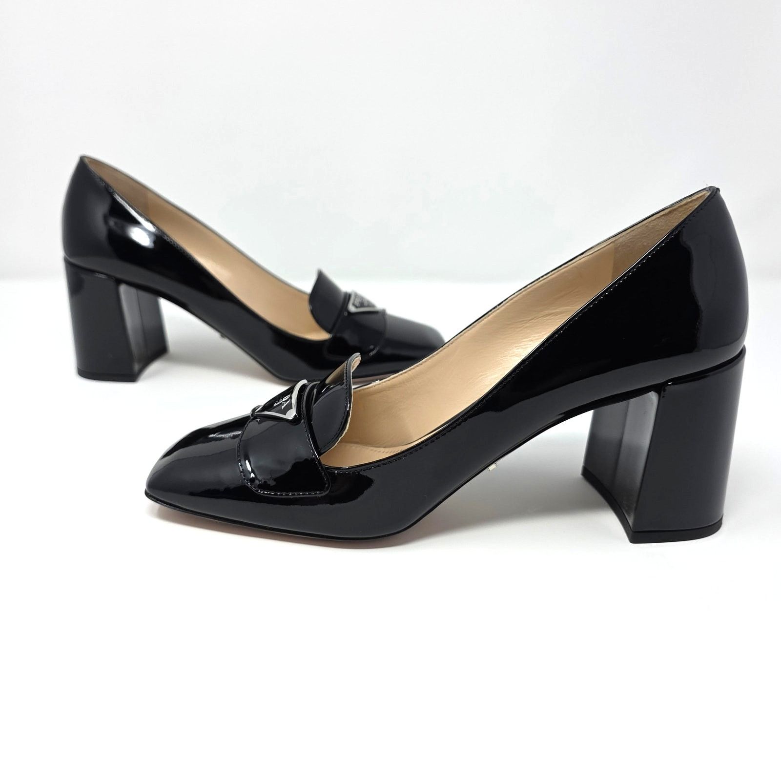 Prada Prada Square Toe Patent Loafer Pumps Black Logo 37 Size US 7 / IT 37 - 9 Thumbnail