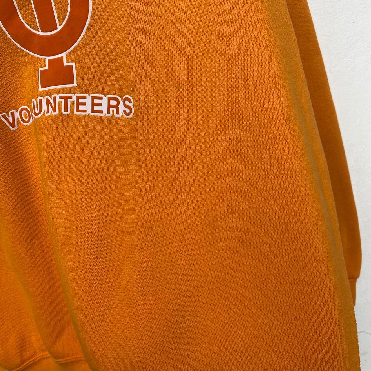 Vintage VTG TENNESSE VOLUNTEERS UNIVERSITY SWEATSHIRT LARGE PULLOVER Size US L / EU 52-54 / 3 - 6 Thumbnail