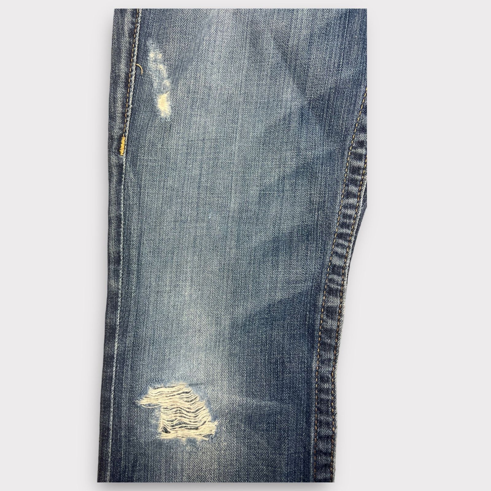 True Religion True Religion Bobby Bootcut Vintage Y2K Jeans Distressed Size 26" / US 2 / IT 38 - 3 Thumbnail