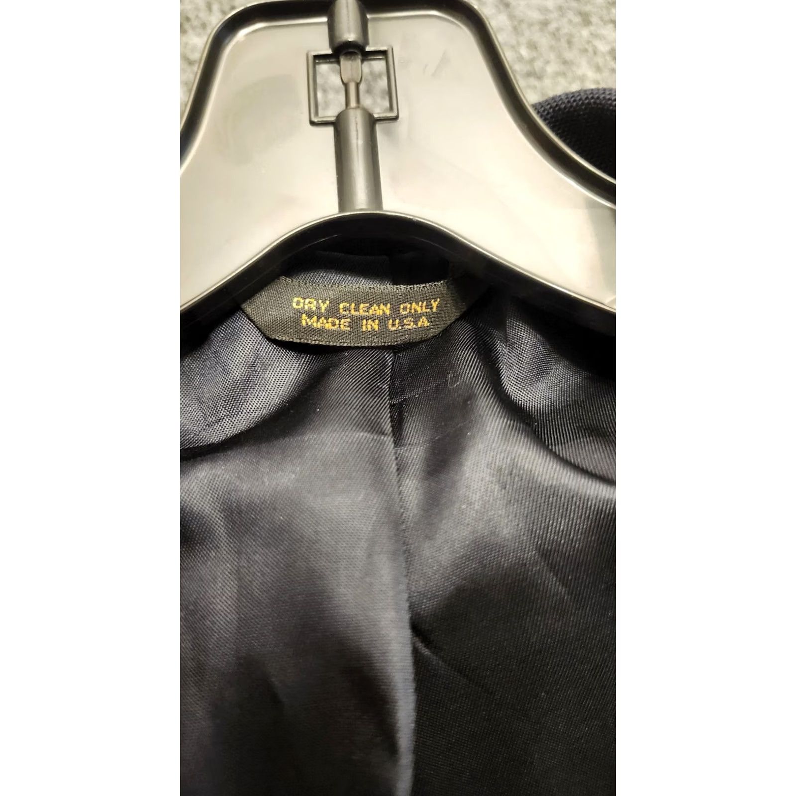 Orvis Orvis Blazer Sport Coat Mens 46 Navy Blue Wool Blend Gold Button USA Jacket Size 46R - 6 Thumbnail