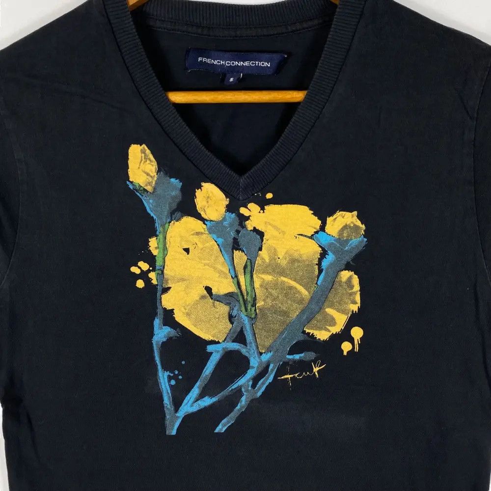 French Connection FRENCH CONNECTION Flowers Art Fcuk Tee Shirt Small Size Size US S / EU 44-46 / 1 - 2 Thumbnail
