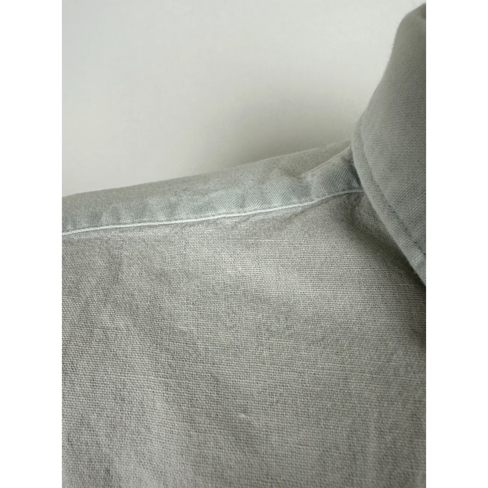 Vintage VINTAGE East Island Chambray Shirt Men L Oversized Blue 90s Beach Grunge Lightweight Cotton Shirt Mens Large Blue 90s Inspired Size US L / EU 52-54 / 3 - 4 Thumbnail