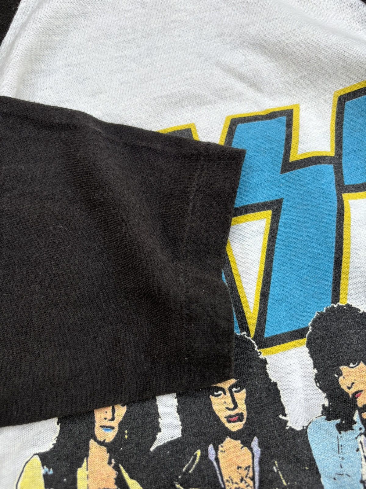 KISS Vintage Kiss 80s Asylum tour raglan shirt Size US L / EU 52-54 / 3 - 4 Thumbnail