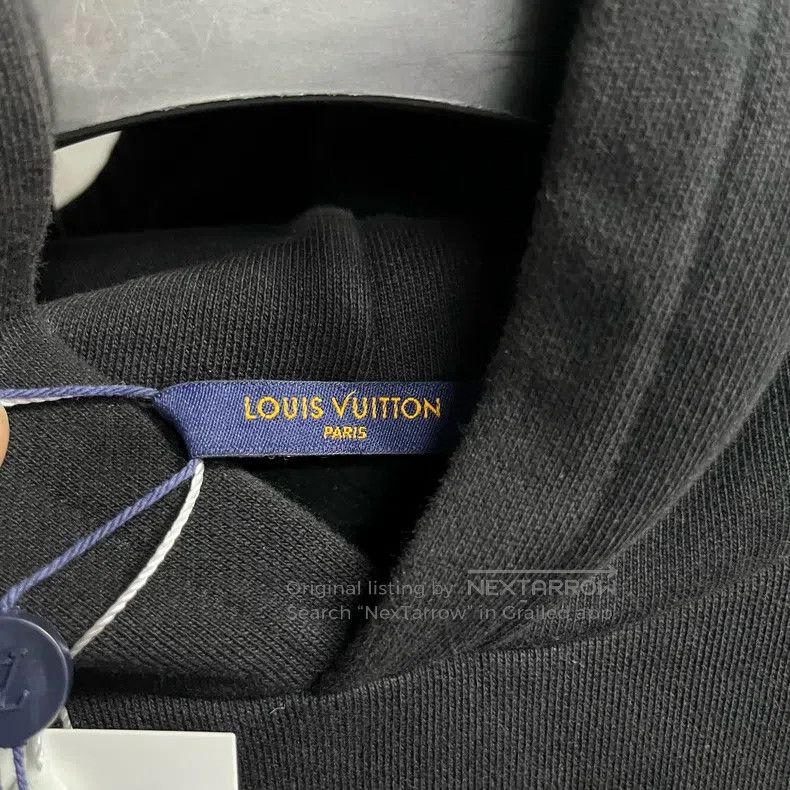 Louis Vuitton Louis Vuitton Black solid hooded pullover long sleeve swea Size US XL / EU 56 / 4 - 3 Thumbnail